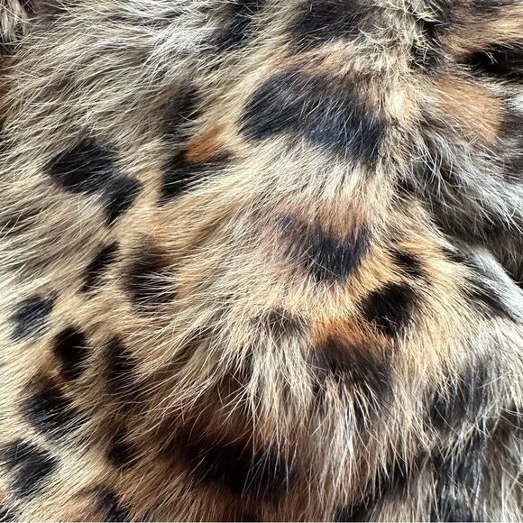 Adrienne Landau Leopard Print Rabbit Fur Pull Thru Scarf - Picture 12 of 14